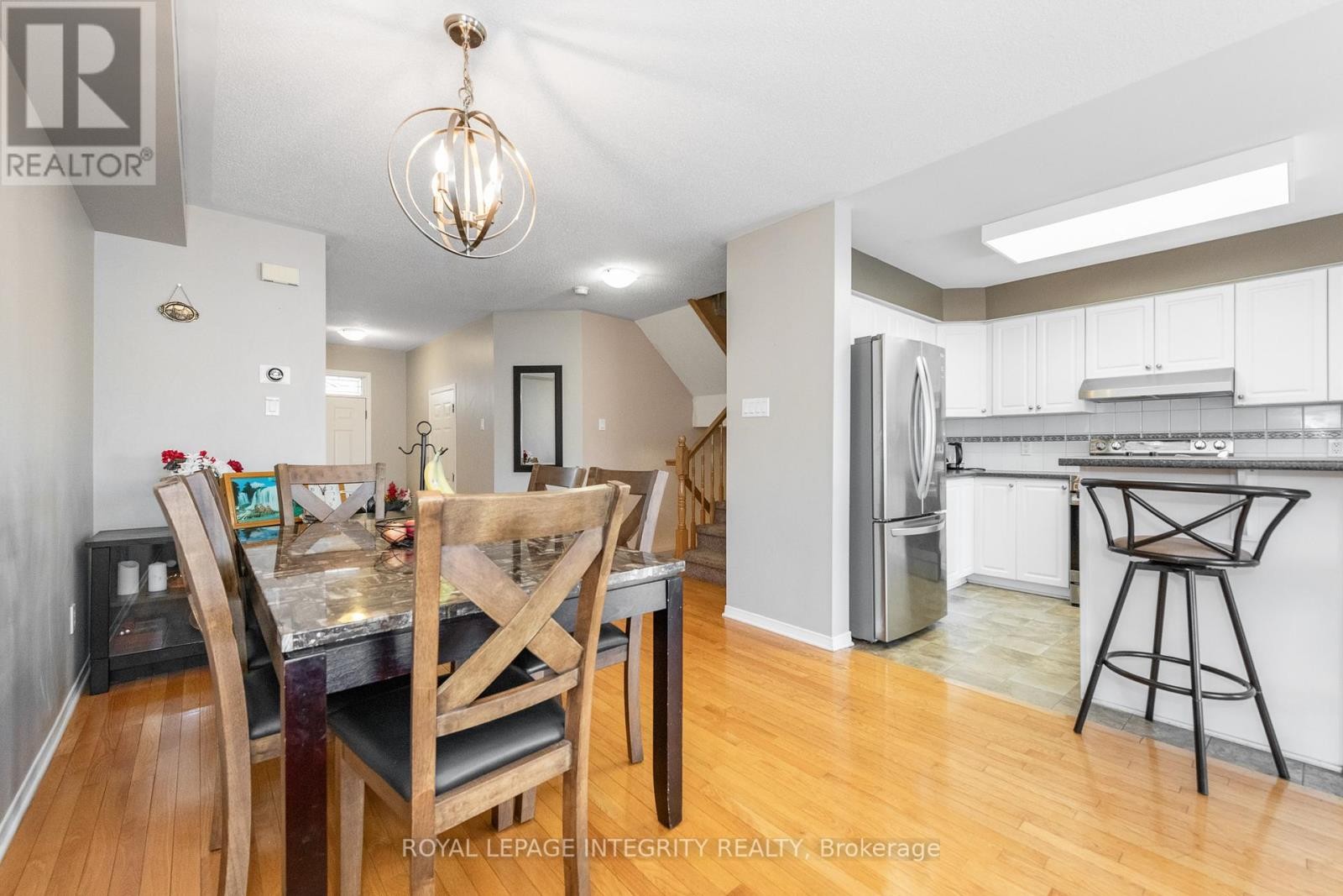 












915 SCHOONER CRESCENT

,
Ottawa,




Ontario
K1V1Y3

