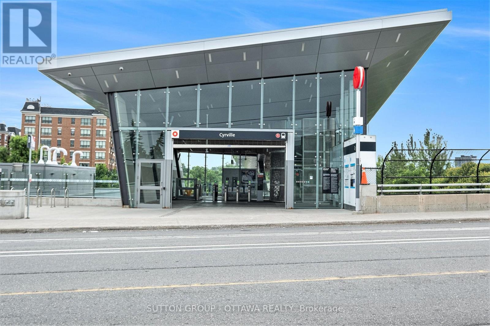 












1368 LABRIE AVENUE

,
Ottawa,




Ontario
K1B3M1

