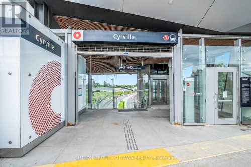5 Minute Walk to Cyrville LRT Station
