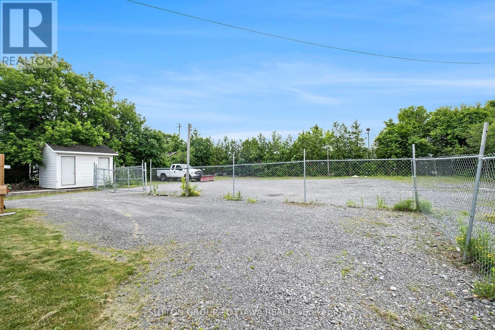 












1368 LABRIE AVENUE

,
Ottawa,




Ontario
K1B3M1


