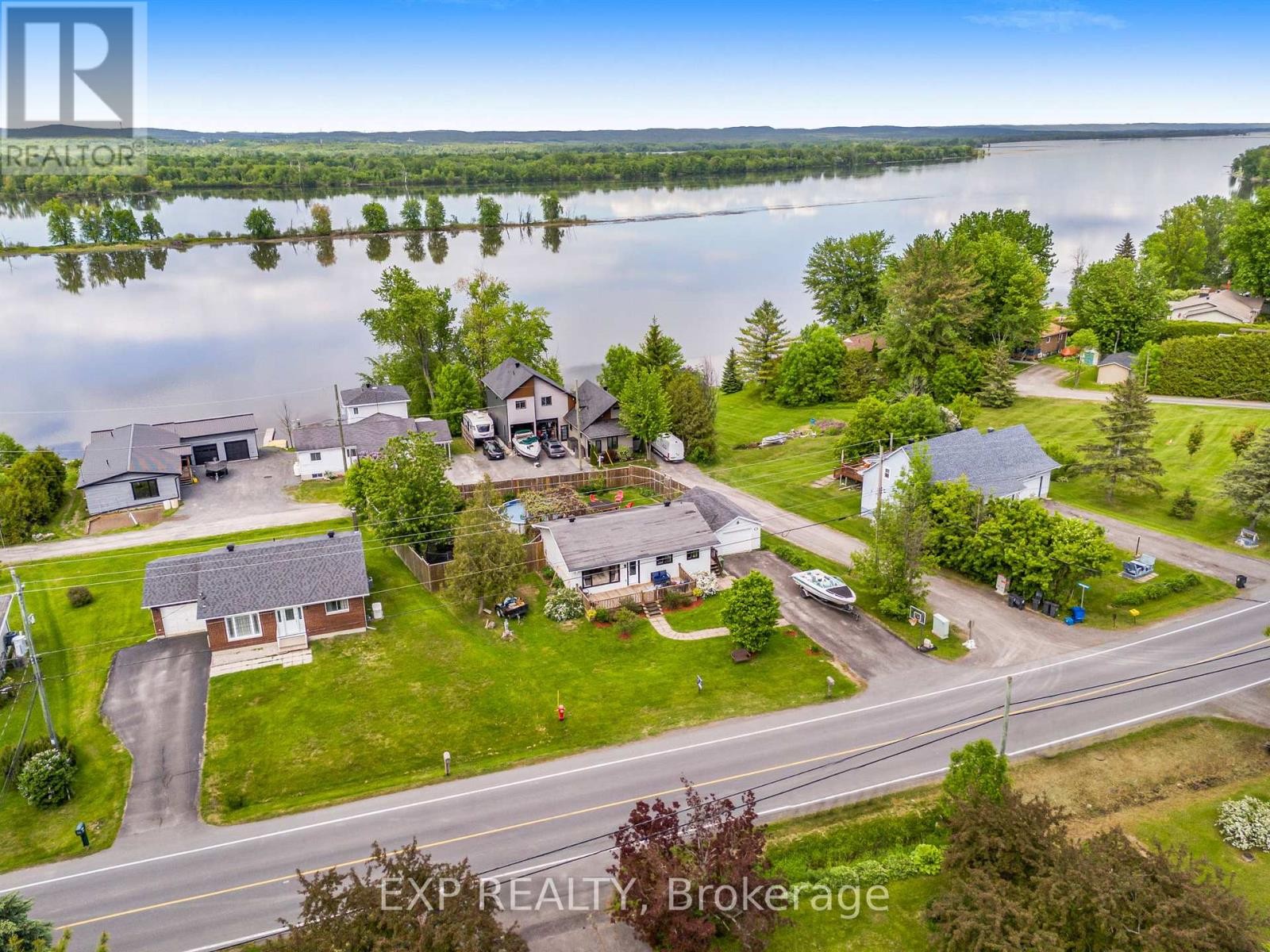 












3545 PRINCIPALE STREET

,
Alfred and Plantagenet,




Ontario
K0A3K0

