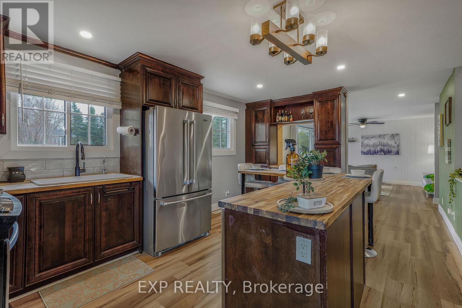 












3545 PRINCIPALE STREET

,
Alfred and Plantagenet,




Ontario
K0A3K0

