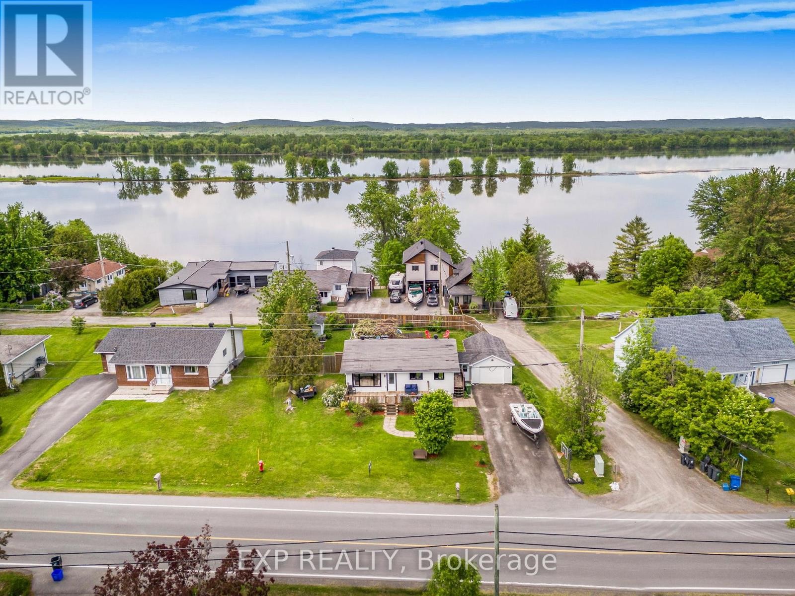 












3545 PRINCIPALE STREET

,
Alfred and Plantagenet,




Ontario
K0A3K0

