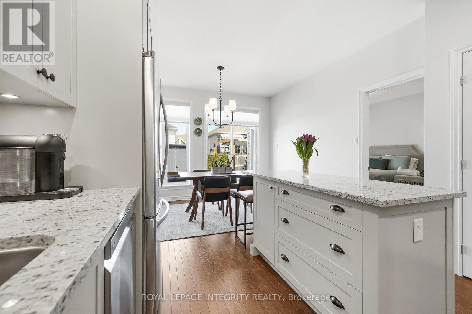 












834 TEWIN CIRCLE

,
Ottawa,




Ontario
K4A1K2

