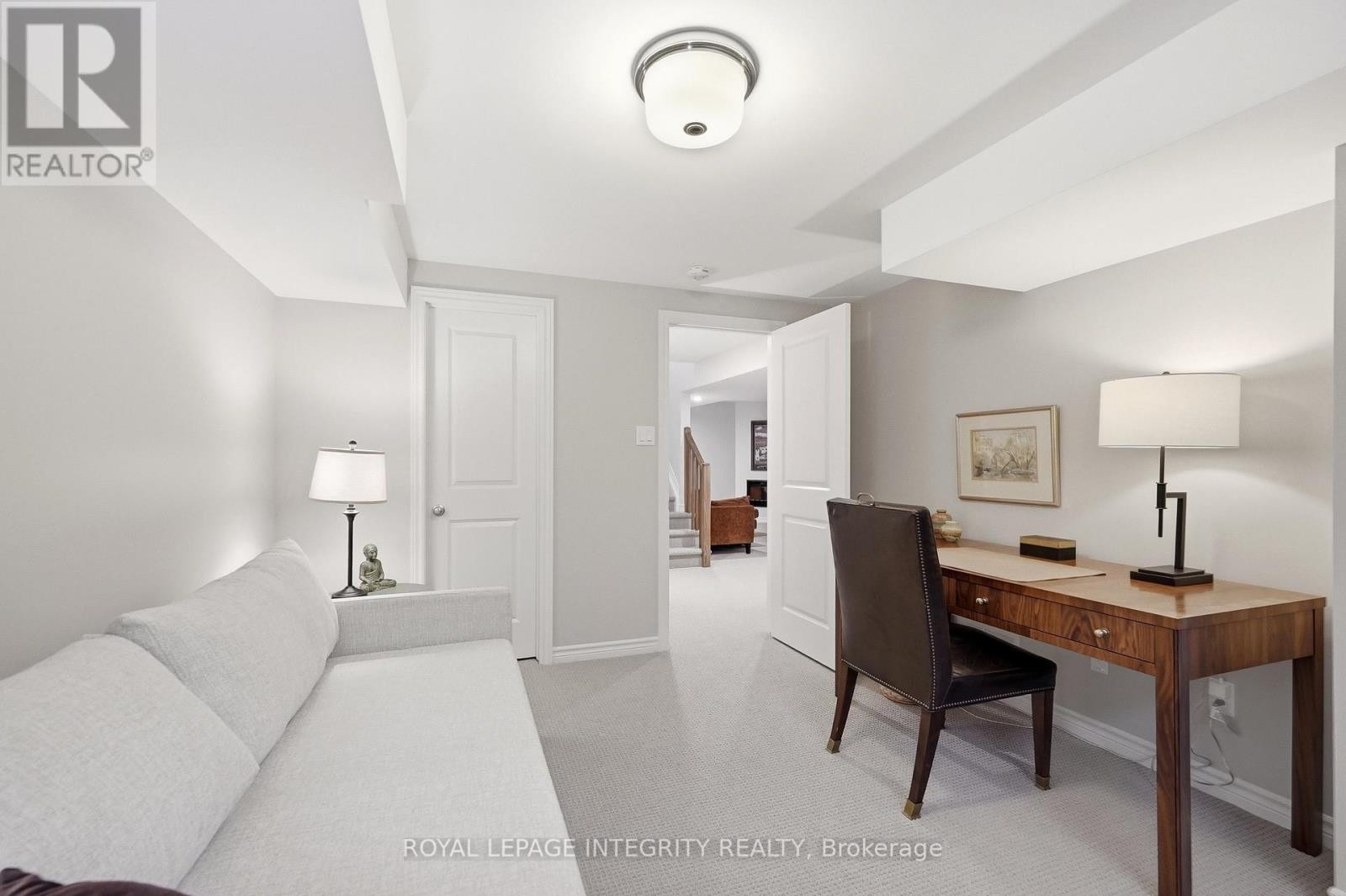 












834 TEWIN CIRCLE

,
Ottawa,




Ontario
K4A1K2

