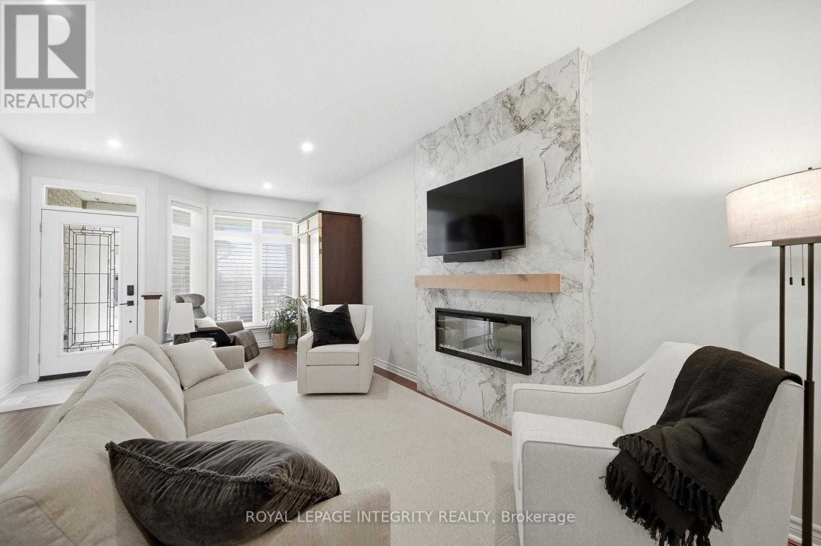 












834 TEWIN CIRCLE

,
Ottawa,




Ontario
K4A1K2

