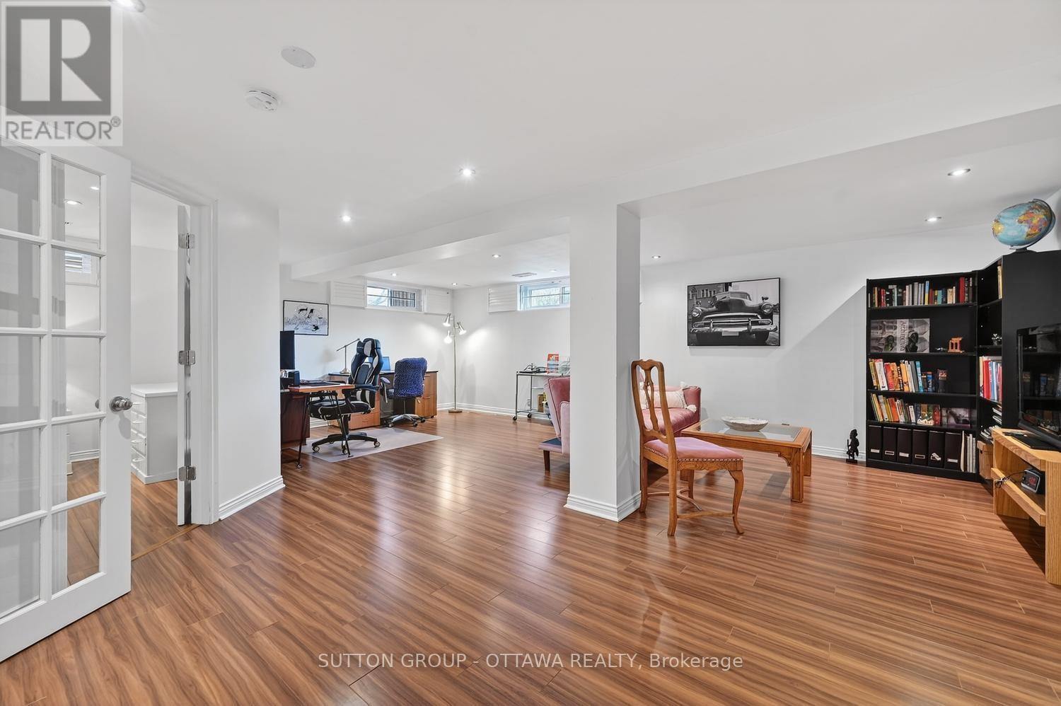 












4070 CANYON WALK DRIVE

,
Ottawa,




Ontario
K1V1W4

