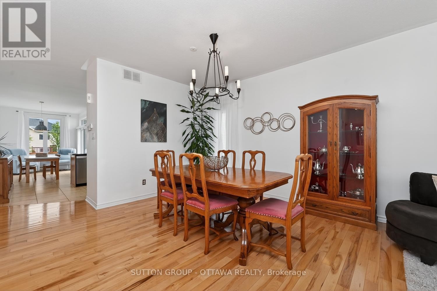 












4070 CANYON WALK DRIVE

,
Ottawa,




Ontario
K1V1W4


