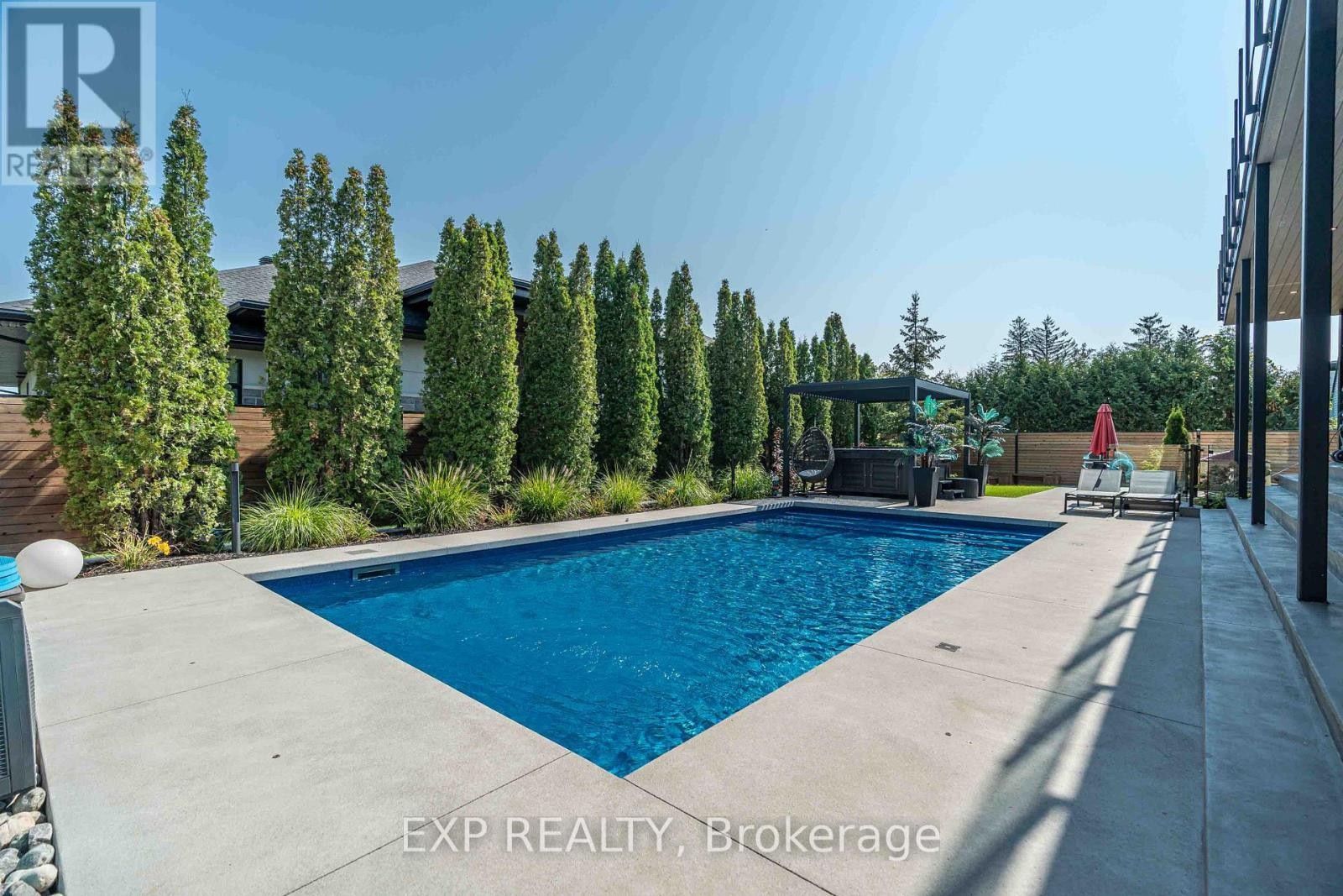 












1979 PRINCE OF WALES DRIVE

,
Ottawa,




Ontario
K2C3J7

