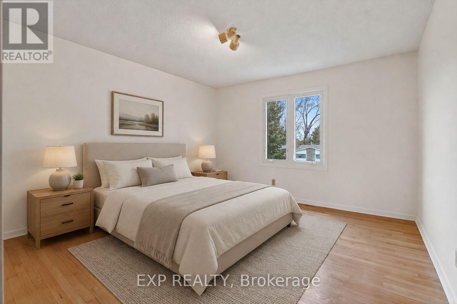 












652 GLENHURST CRESCENT

,
Ottawa,




Ontario
K1J7B7

