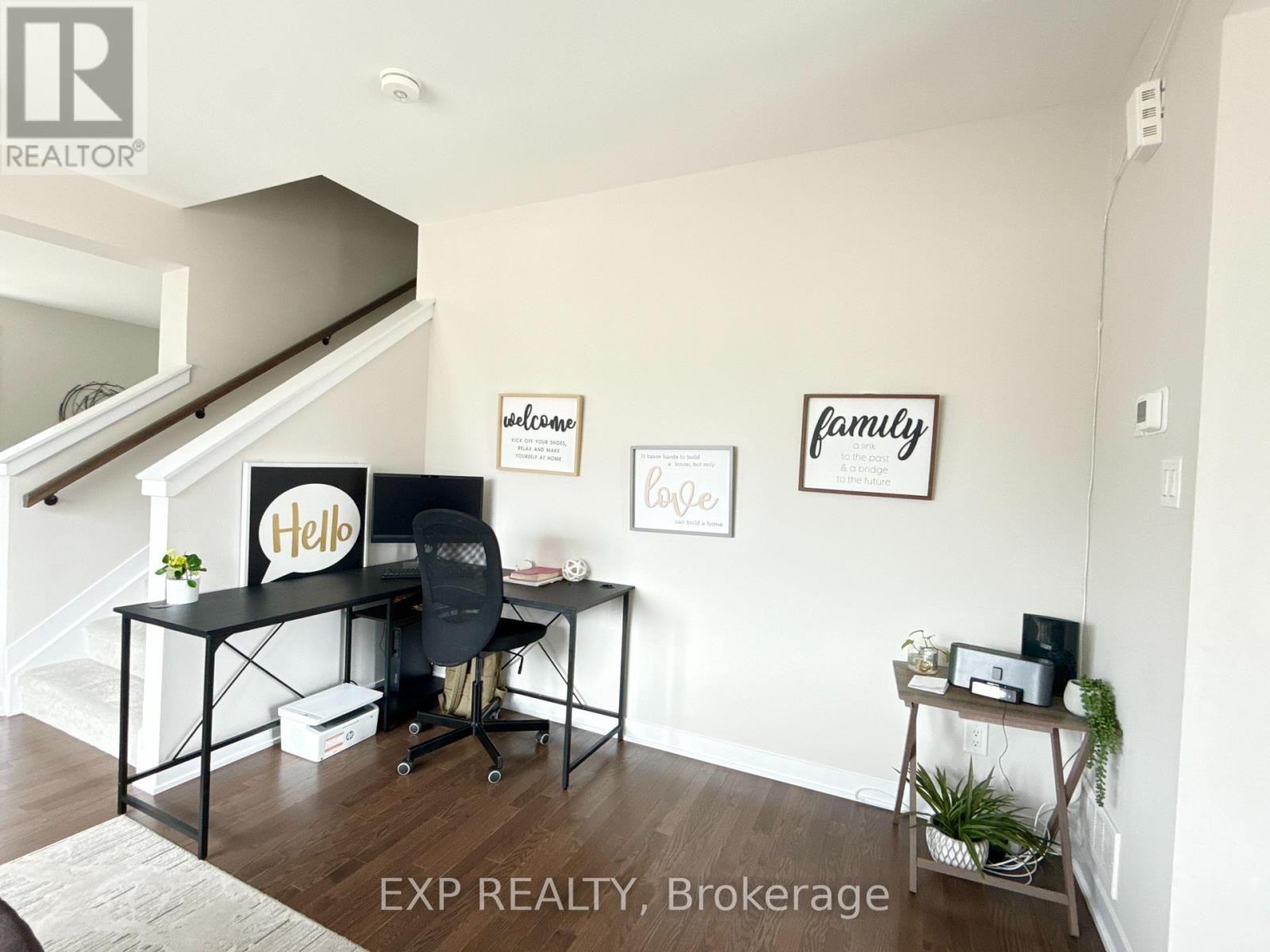 












51 PIZZICATO STREET

,
Ottawa,




Ontario
K1W0S4

