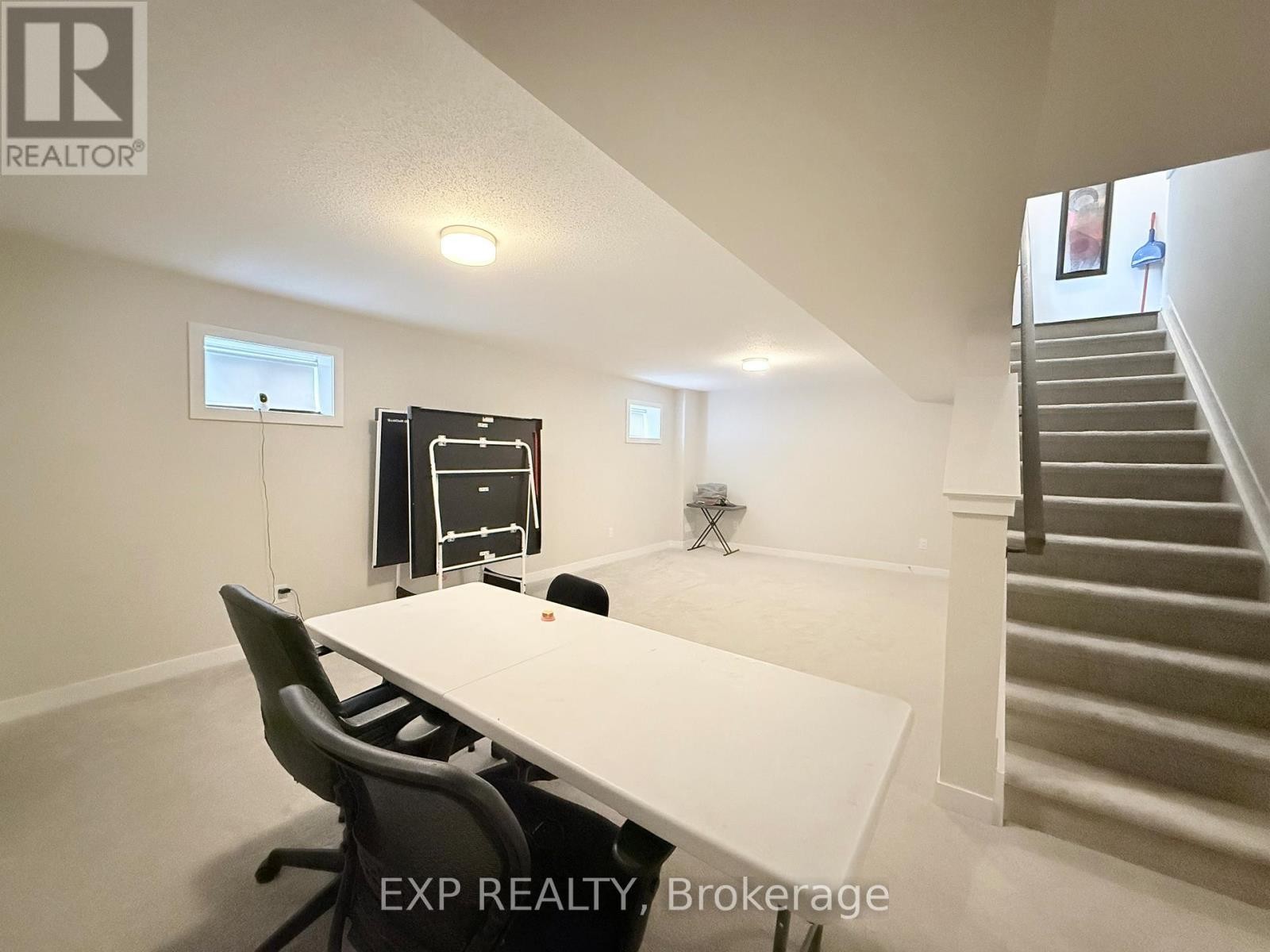 












51 PIZZICATO STREET

,
Ottawa,




Ontario
K1W0S4


