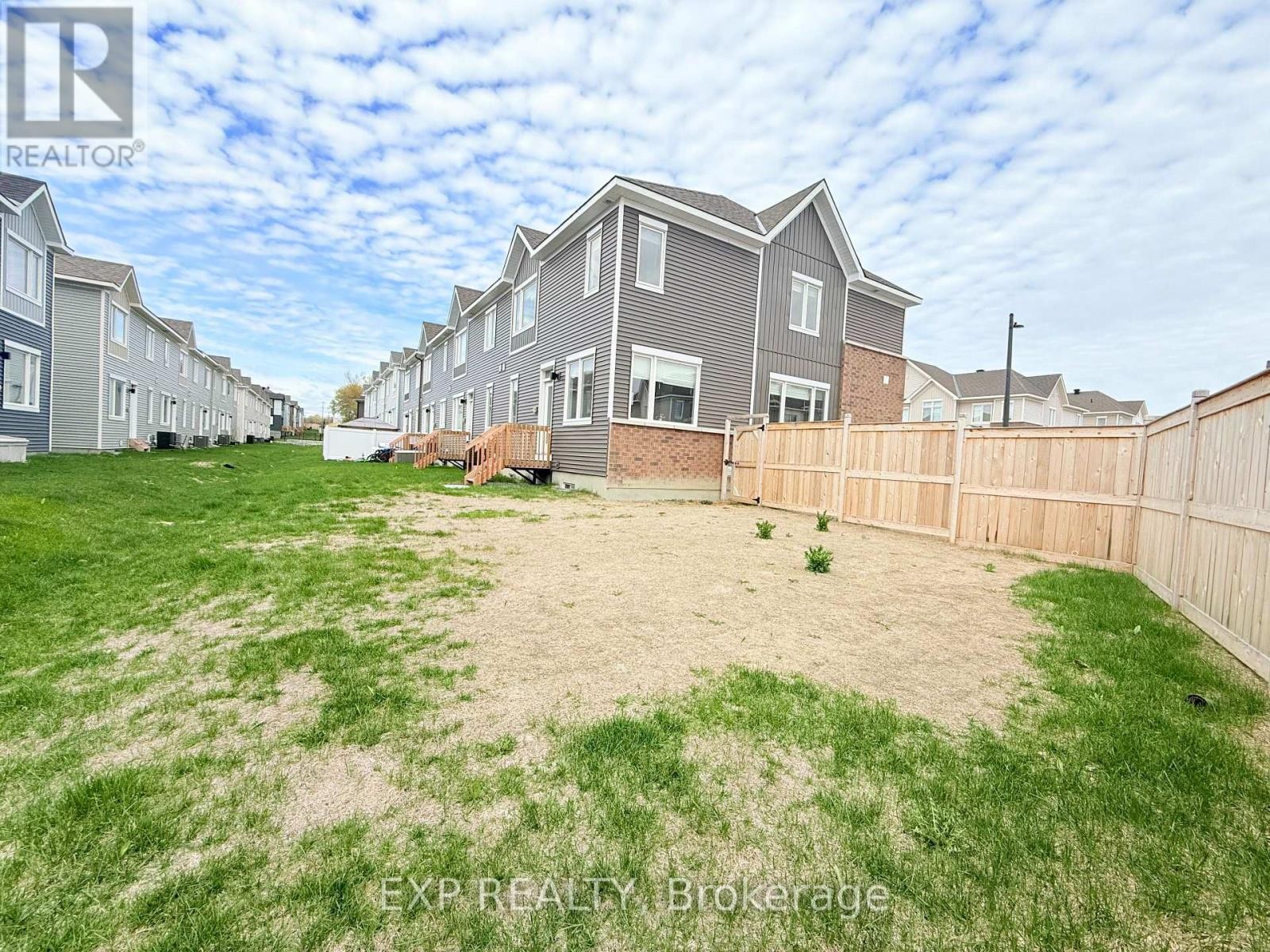 












51 PIZZICATO STREET

,
Ottawa,




Ontario
K1W0S4

