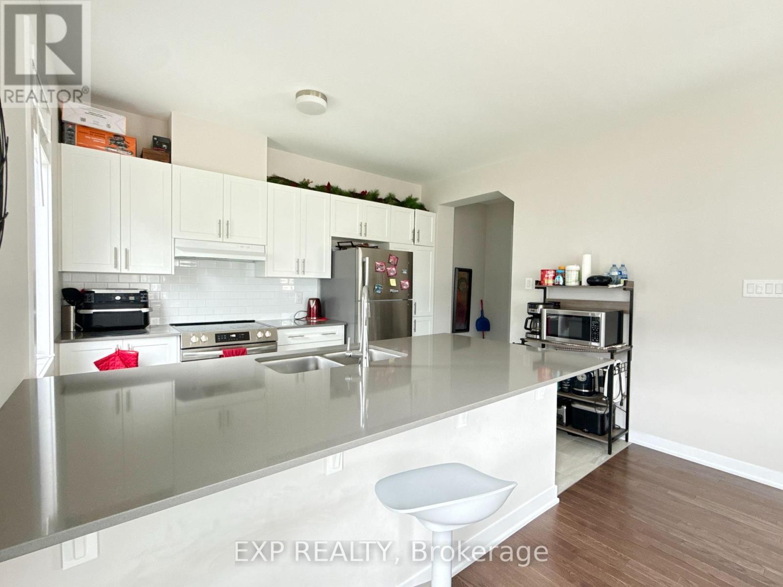 












51 PIZZICATO STREET

,
Ottawa,




Ontario
K1W0S4

