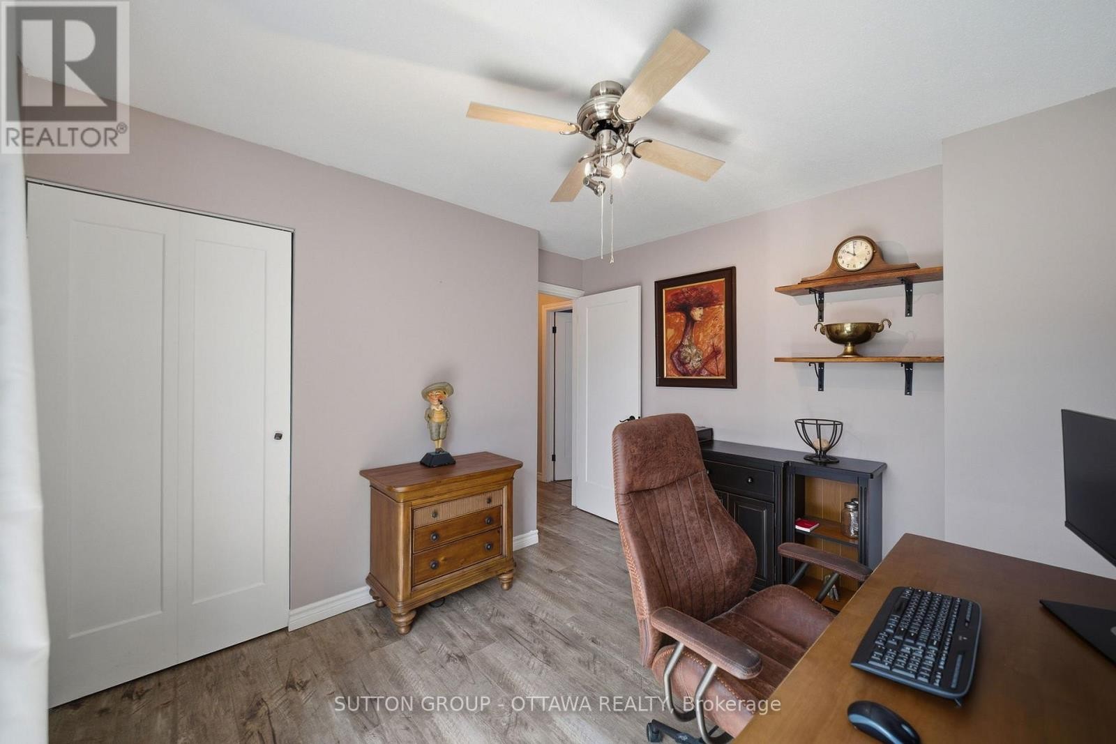 












380 MAPLE STREET

,
Russell,




Ontario
K4R1B5

