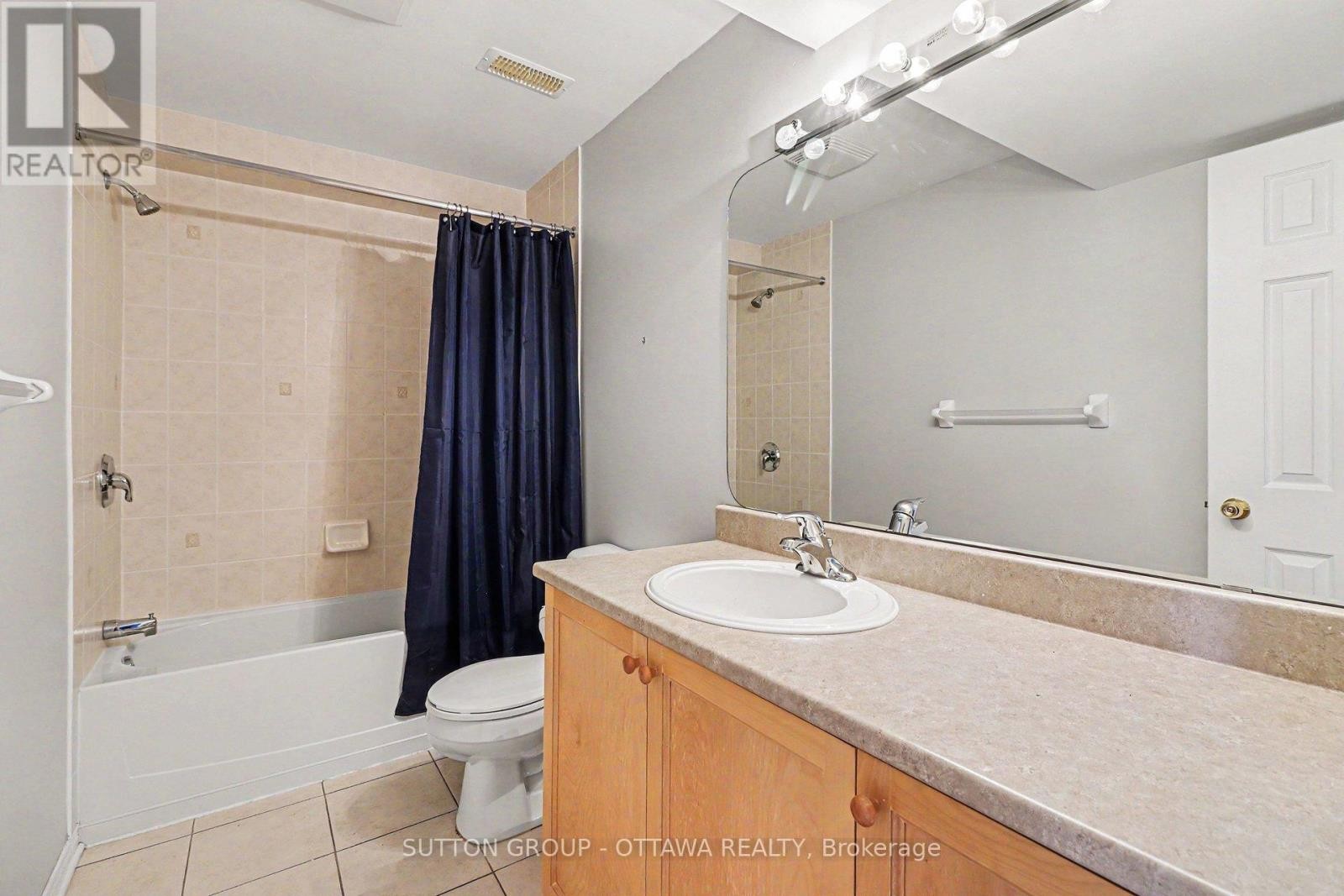 












405 CRYSTAL COURT

,
Clarence-Rockland,




Ontario
K4K0A1

