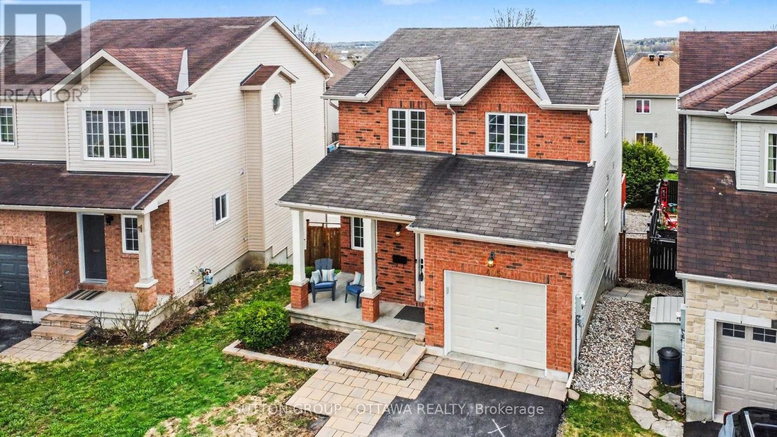 












405 CRYSTAL COURT

,
Clarence-Rockland,




Ontario
K4K0A1

