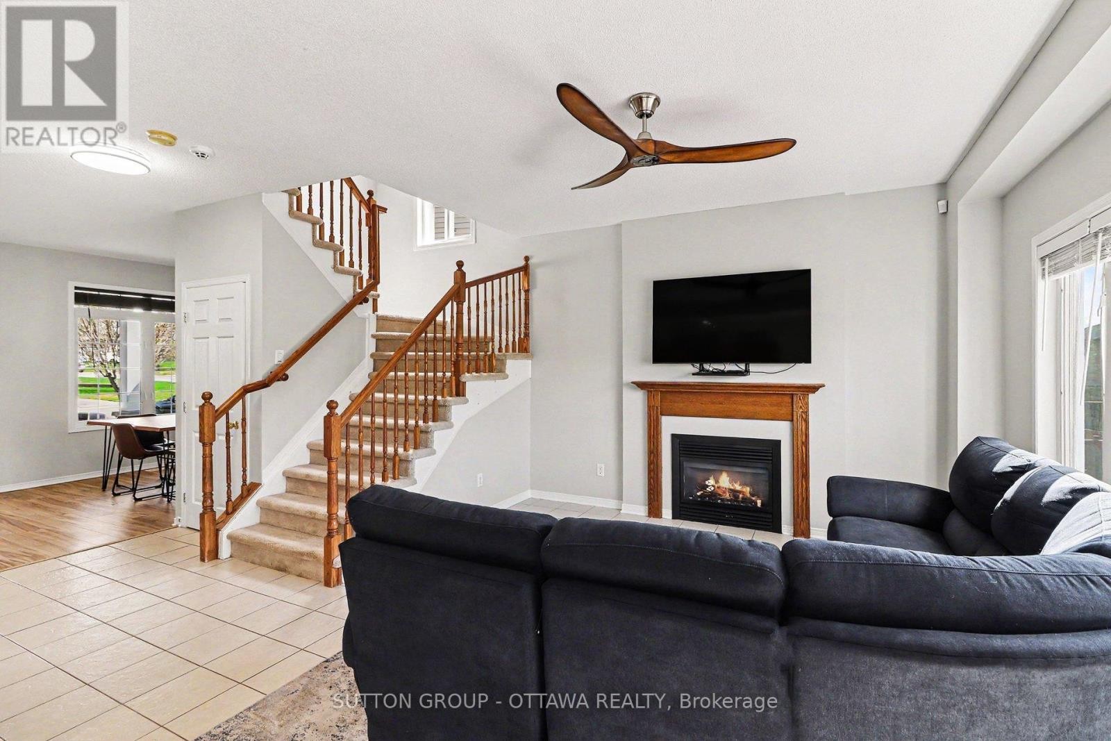 












405 CRYSTAL COURT

,
Clarence-Rockland,




Ontario
K4K0A1

