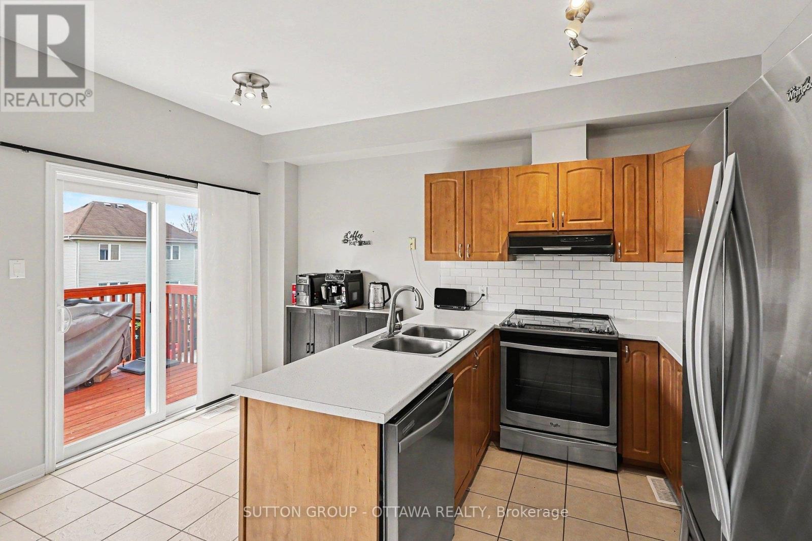 












405 CRYSTAL COURT

,
Clarence-Rockland,




Ontario
K4K0A1

