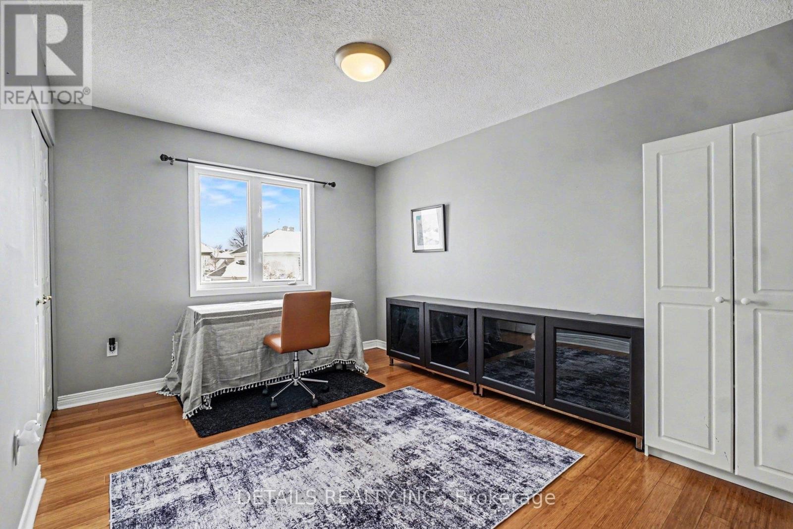 












212 SANDRA CRESCENT

,
Clarence-Rockland,




Ontario
K4K1R9

