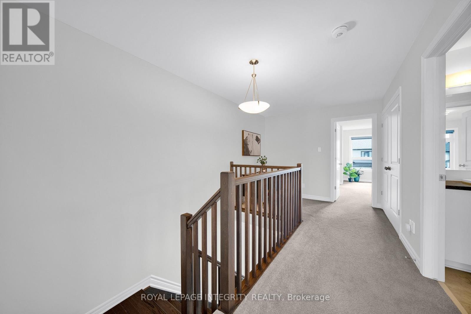 












353 CORNICE STREET

,
Ottawa,




Ontario
K1W0P8

