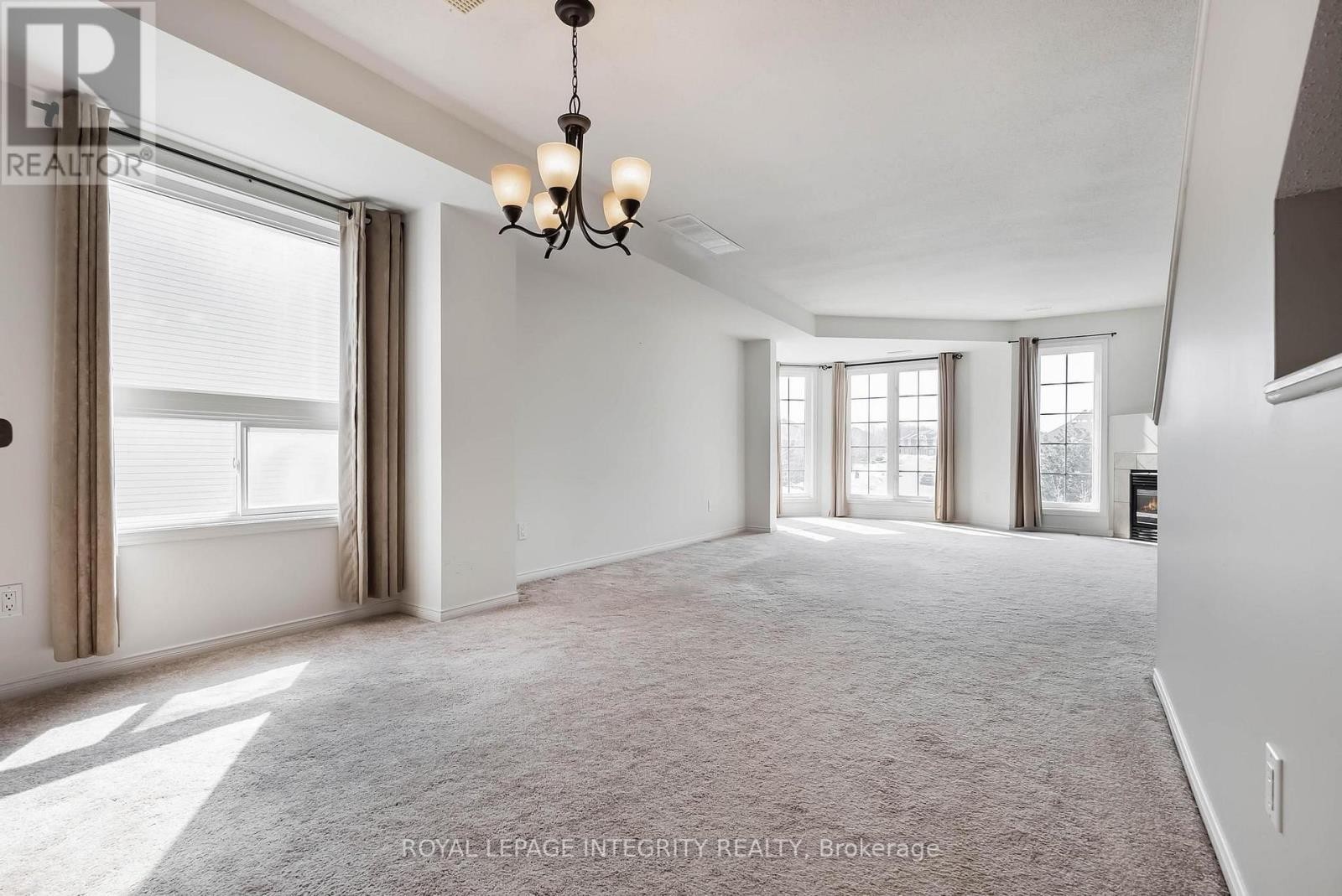 












888 LONGFIELDS DRIVE

,
Ottawa,




Ontario
K2J5K6

