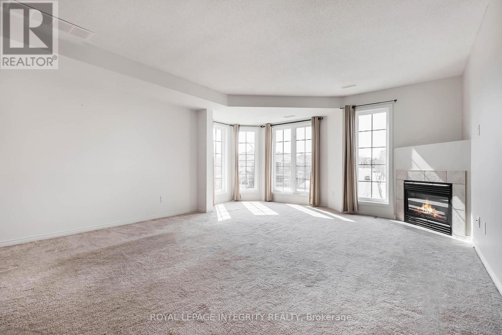 












888 LONGFIELDS DRIVE

,
Ottawa,




Ontario
K2J5K6


