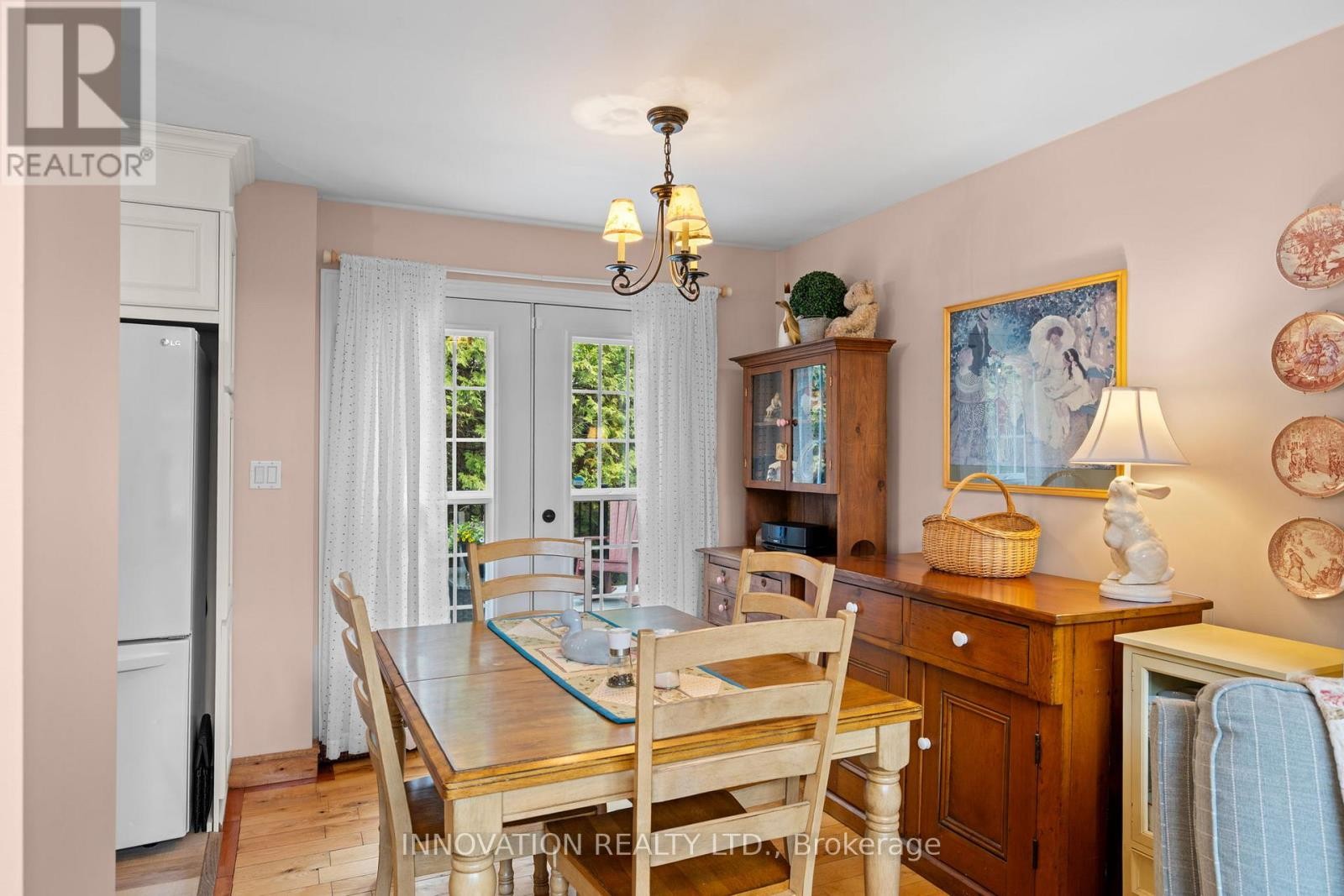 












208 DAVIS ROAD

,
North Grenville,




Ontario
K0G1N0

