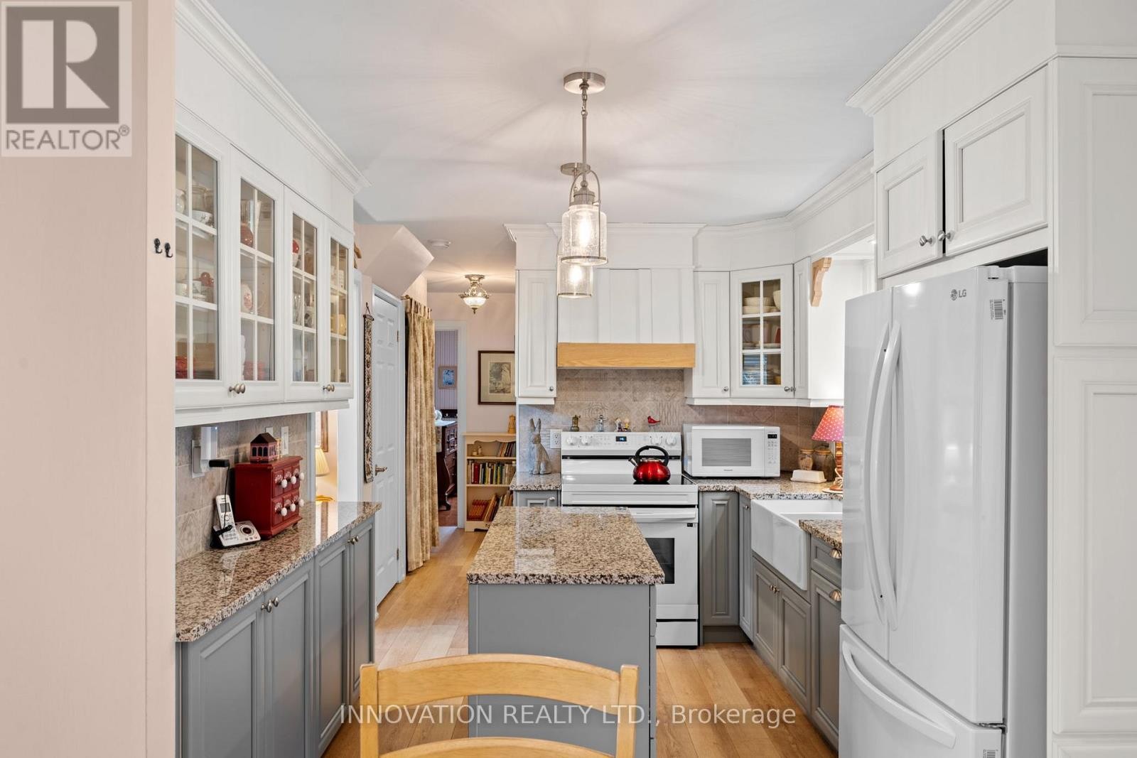 












208 DAVIS ROAD

,
North Grenville,




Ontario
K0G1N0

