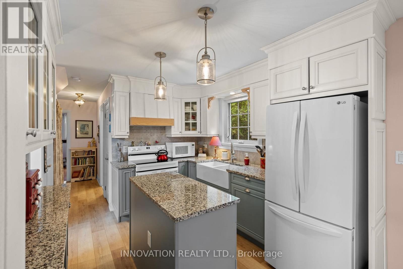 












208 DAVIS ROAD

,
North Grenville,




Ontario
K0G1N0

