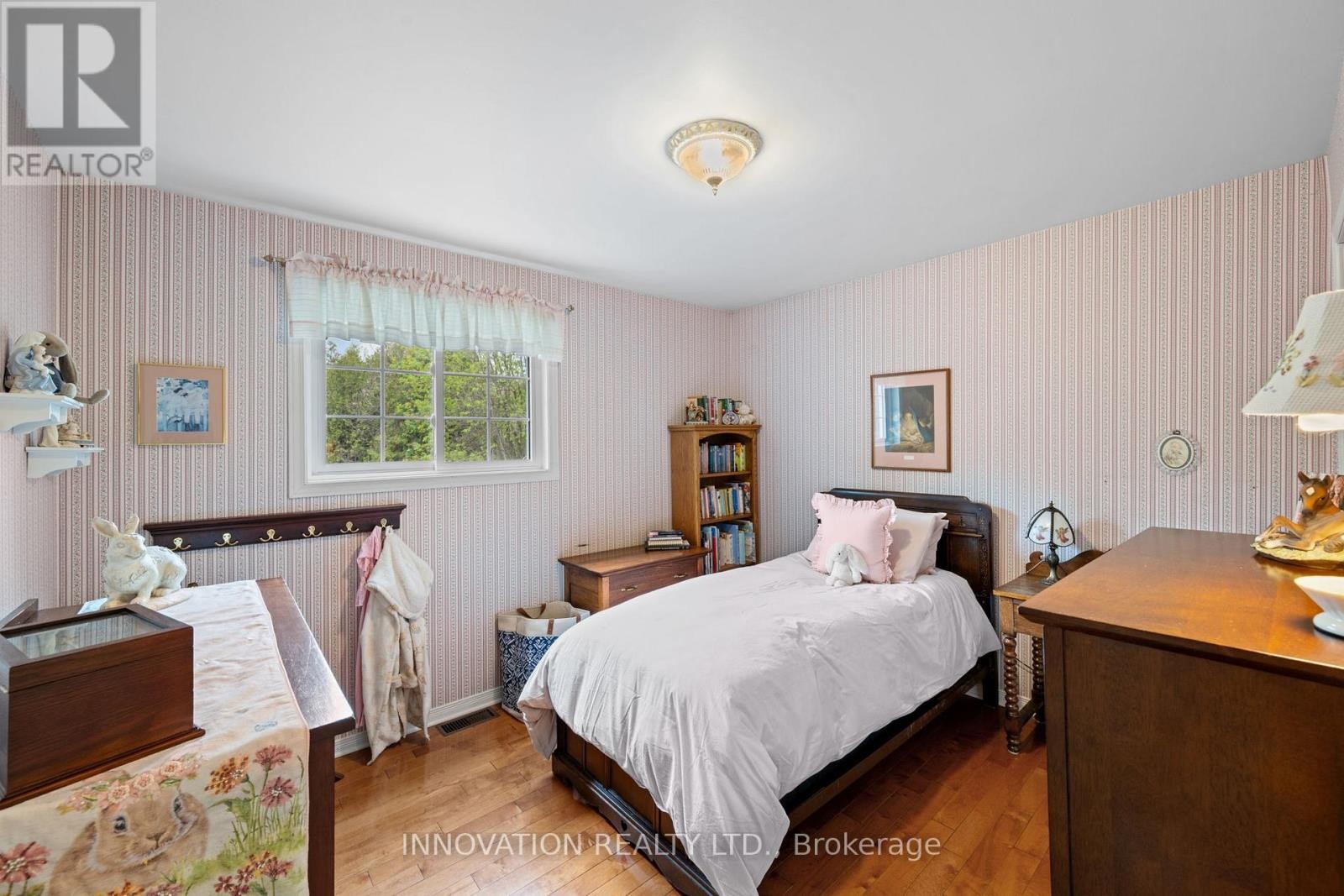 












208 DAVIS ROAD

,
North Grenville,




Ontario
K0G1N0


