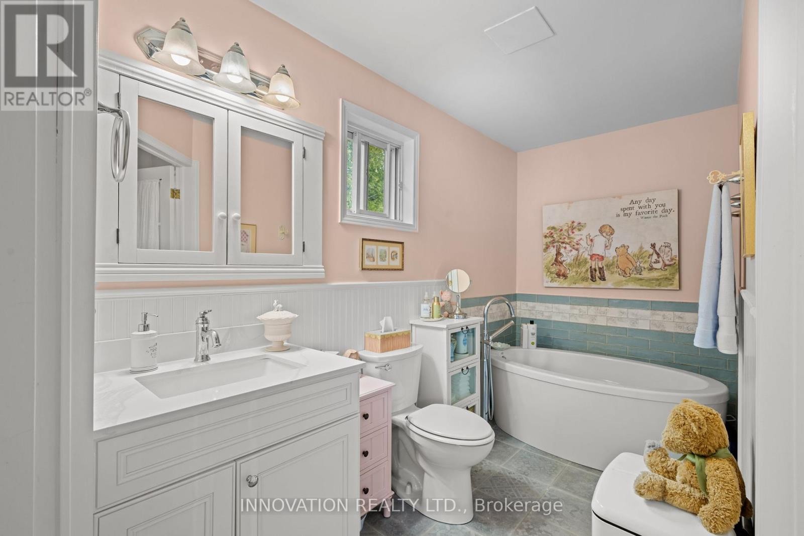 












208 DAVIS ROAD

,
North Grenville,




Ontario
K0G1N0

