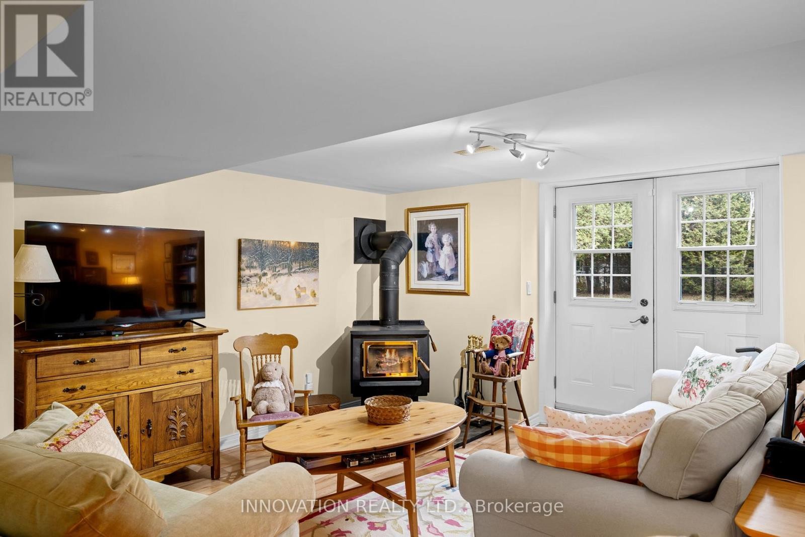 












208 DAVIS ROAD

,
North Grenville,




Ontario
K0G1N0

