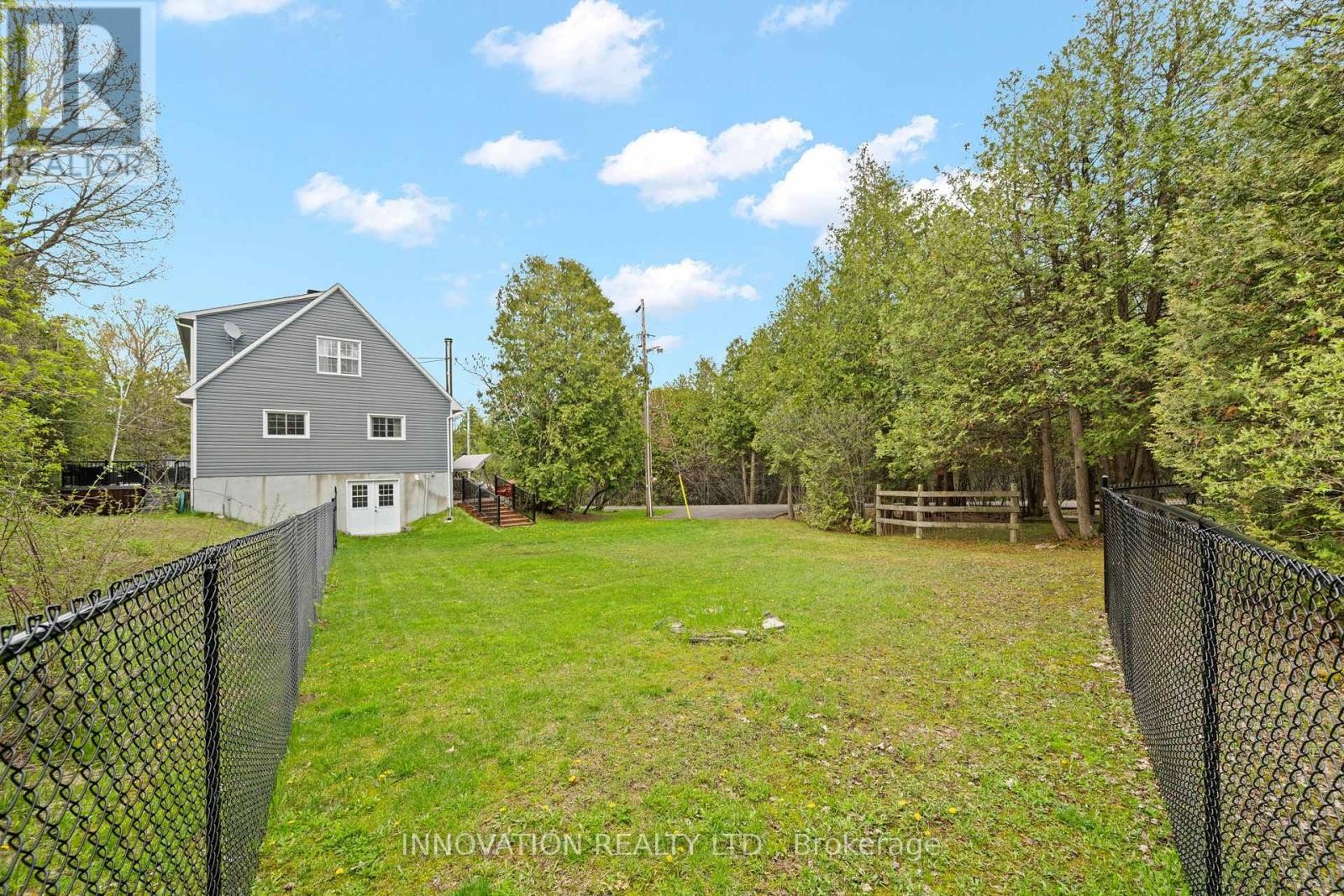 












208 DAVIS ROAD

,
North Grenville,




Ontario
K0G1N0

