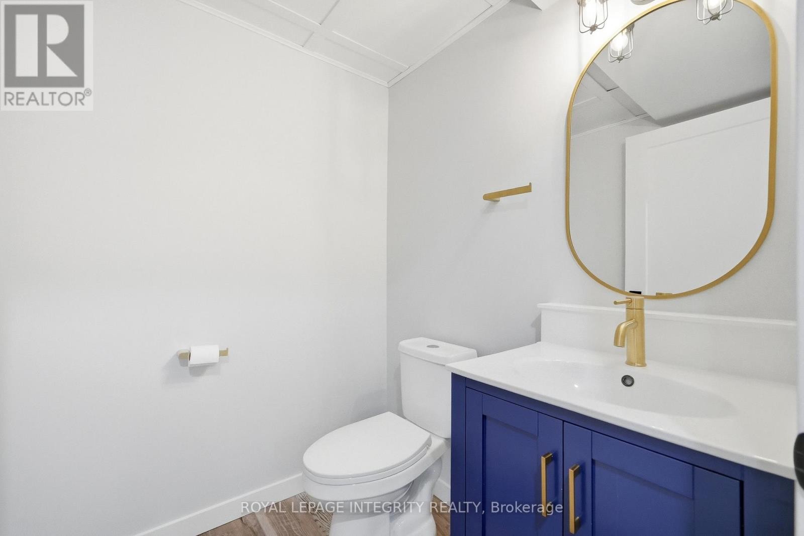 












525 YELLOW BIRCH STREET

,
Ottawa,




Ontario
K1W0J3

