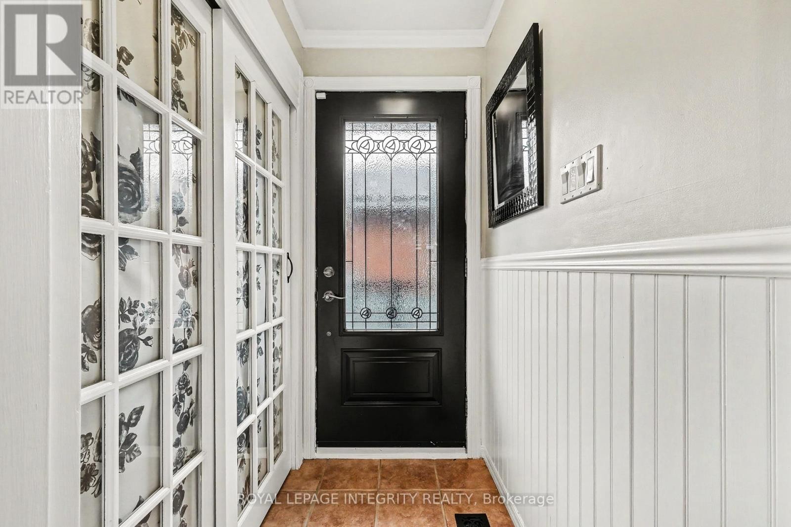 












1456 LEPAGE AVENUE

,
Ottawa,




Ontario
K1Z8C9

