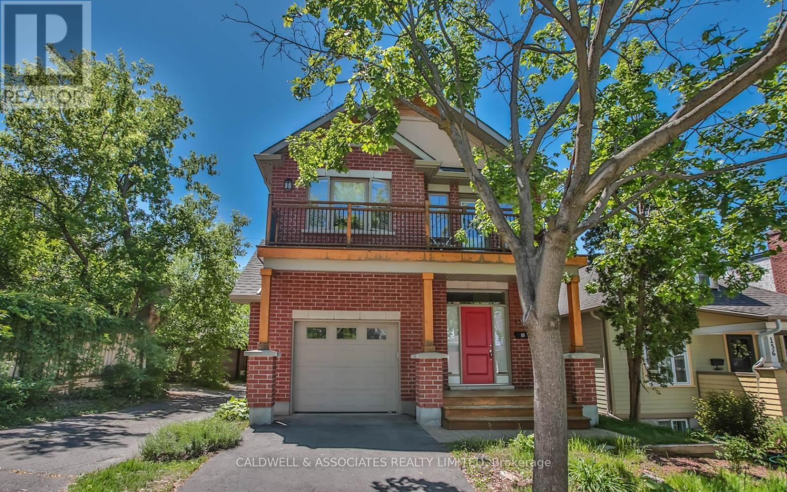 












158 MARLBOROUGH AVENUE

,
Ottawa,




Ontario
K1N8G2

