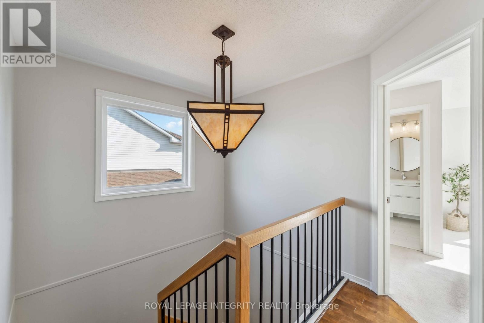 












7 WINDHURST DRIVE

,
Ottawa,




Ontario
K2G6G6

