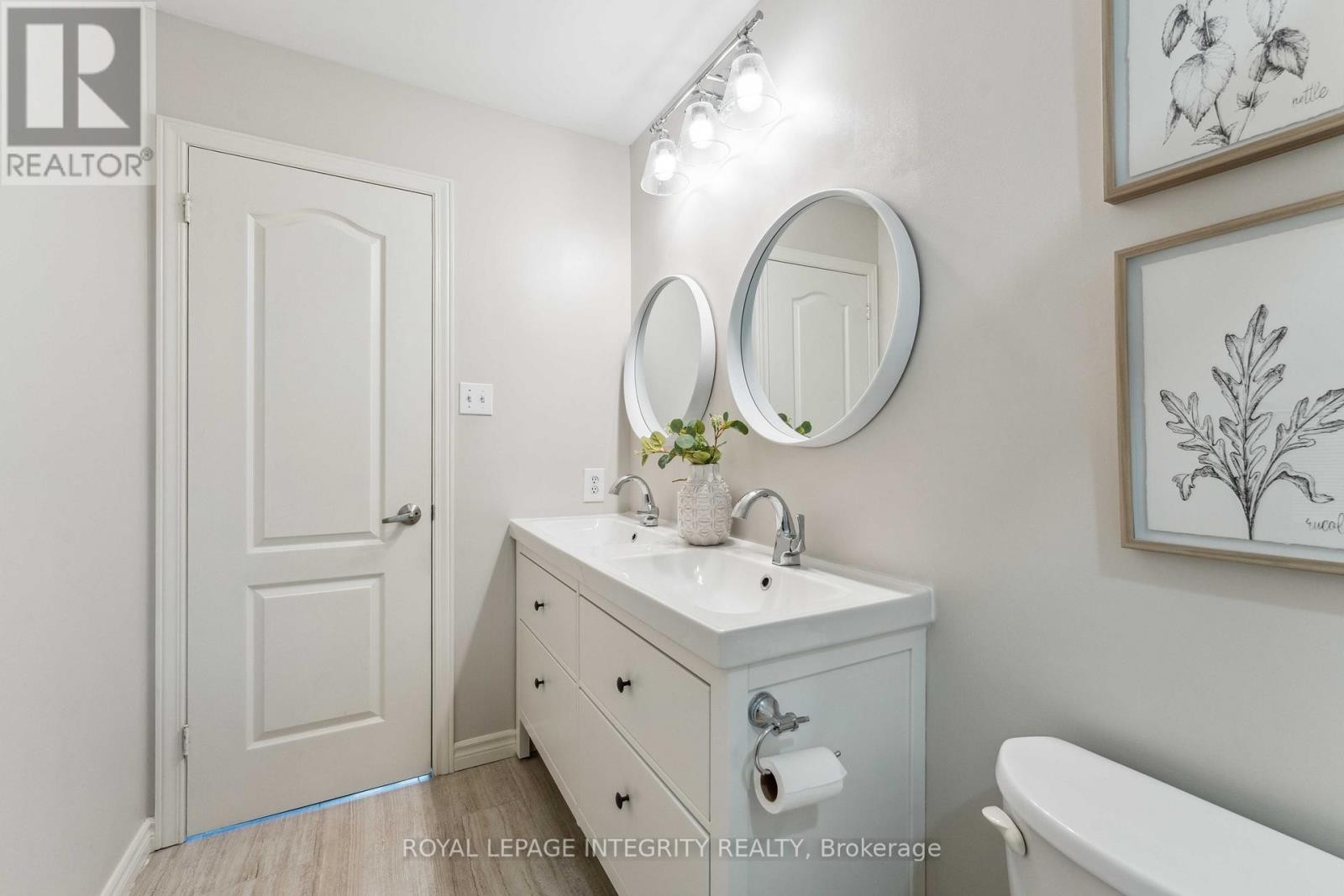 












7 WINDHURST DRIVE

,
Ottawa,




Ontario
K2G6G6

