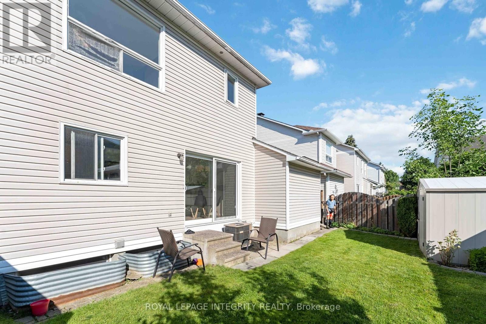












7 WINDHURST DRIVE

,
Ottawa,




Ontario
K2G6G6

