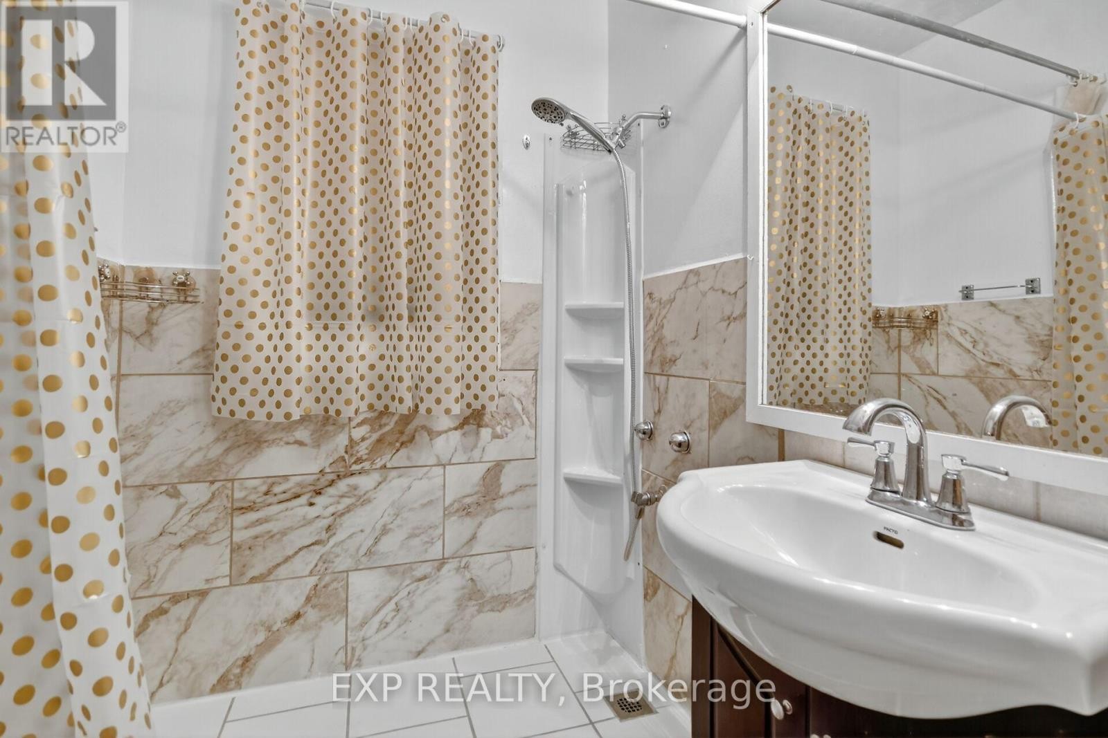 












41 HWY 5 W STREET

,
South Dundas,




Ontario
K0C1X0

