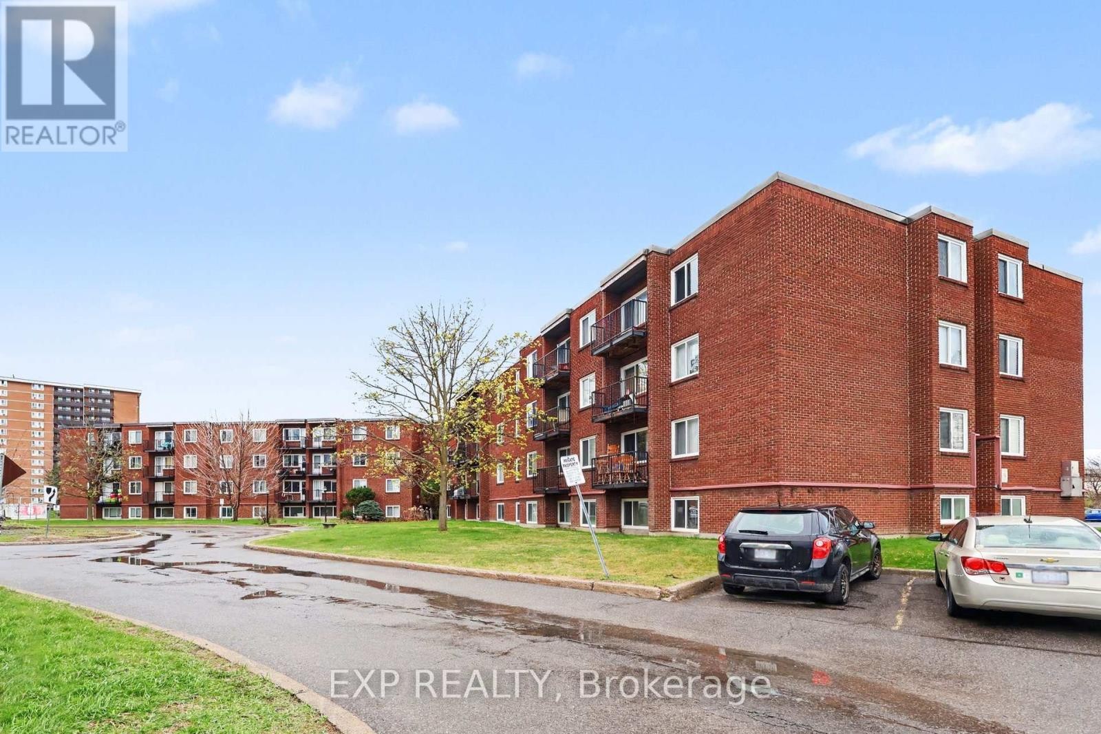 












405A - 2044 ARROWSMITH DRIVE

,
Ottawa,




Ontario
K1J7V8

