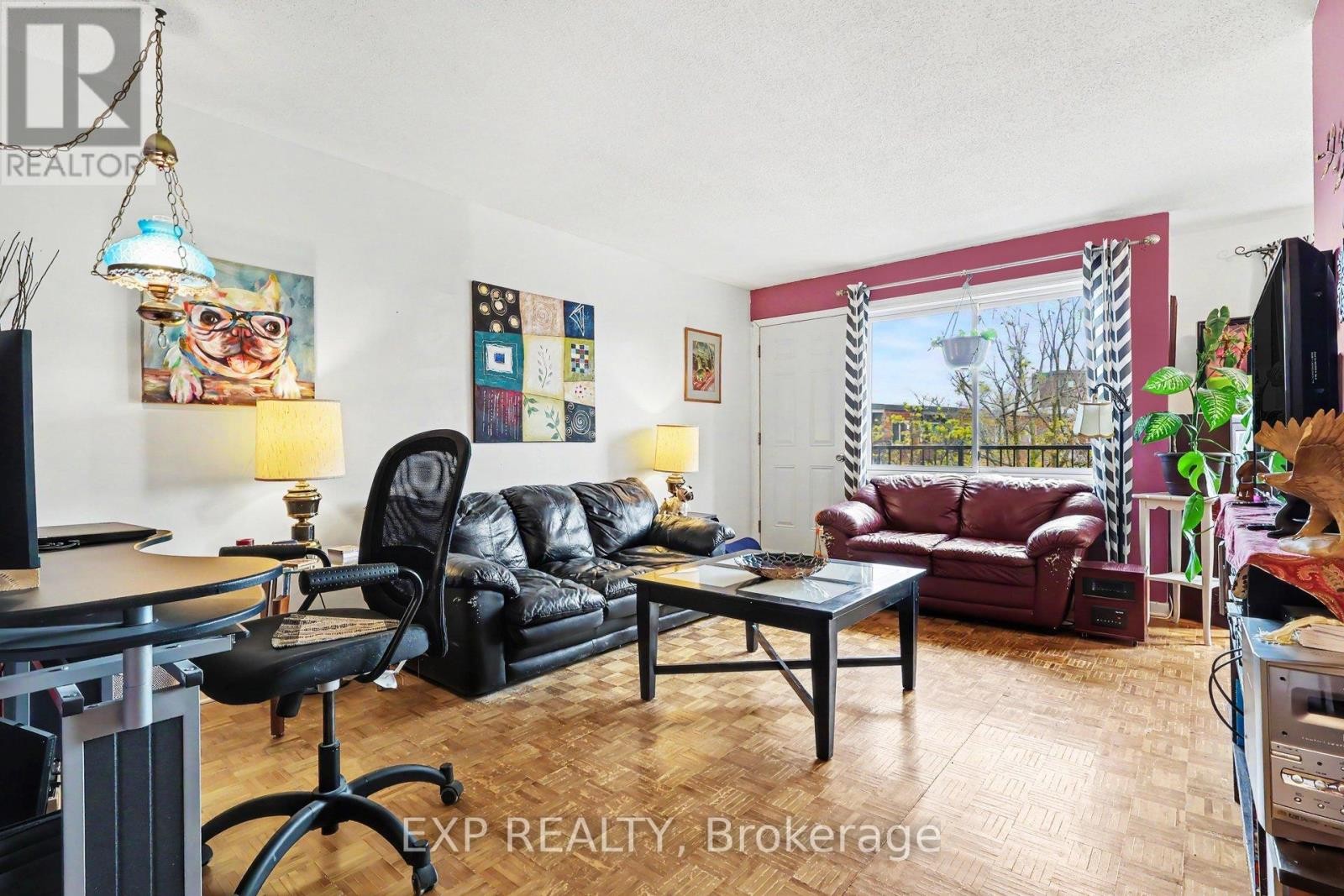












405A - 2044 ARROWSMITH DRIVE

,
Ottawa,




Ontario
K1J7V8

