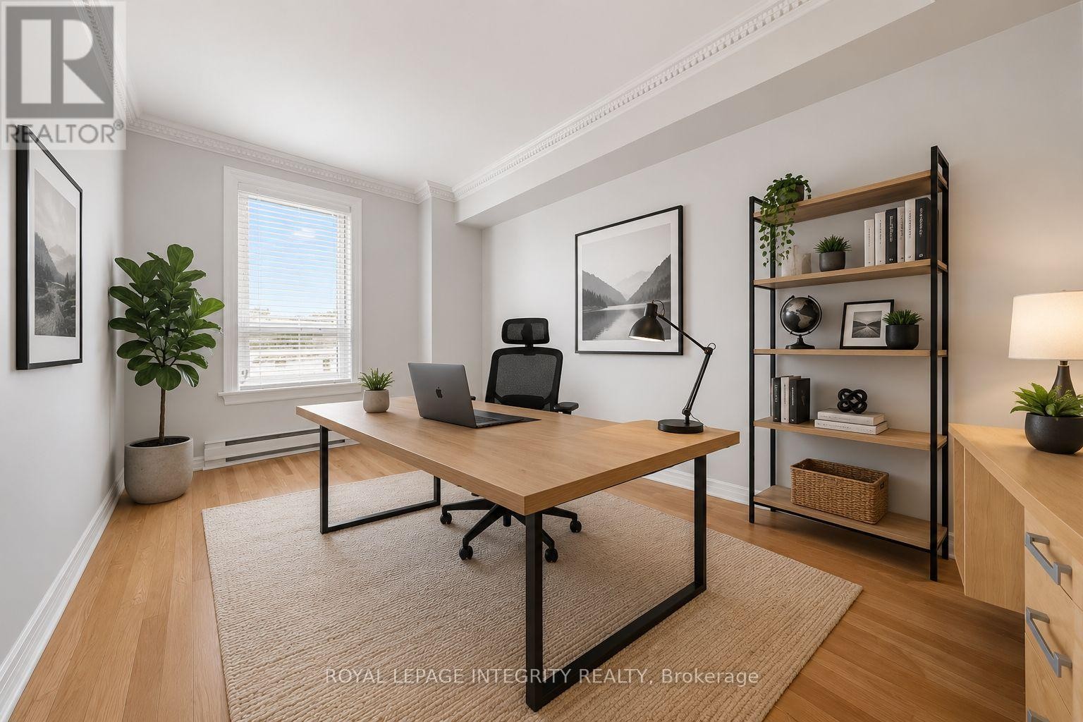 












PH5 - 939 NORTH RIVER ROAD

,
Ottawa,




Ontario
K1K3V2

