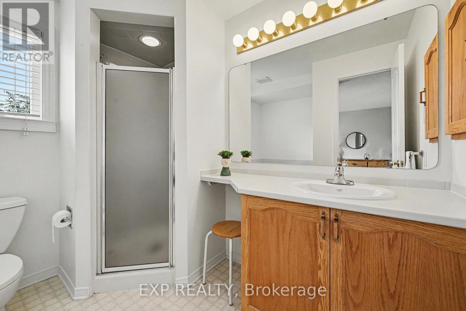 












1859 SUMMERFIELDS CRESCENT

,
Ottawa,




Ontario
K1C7B7

