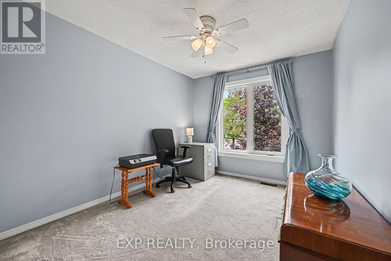 












1859 SUMMERFIELDS CRESCENT

,
Ottawa,




Ontario
K1C7B7

