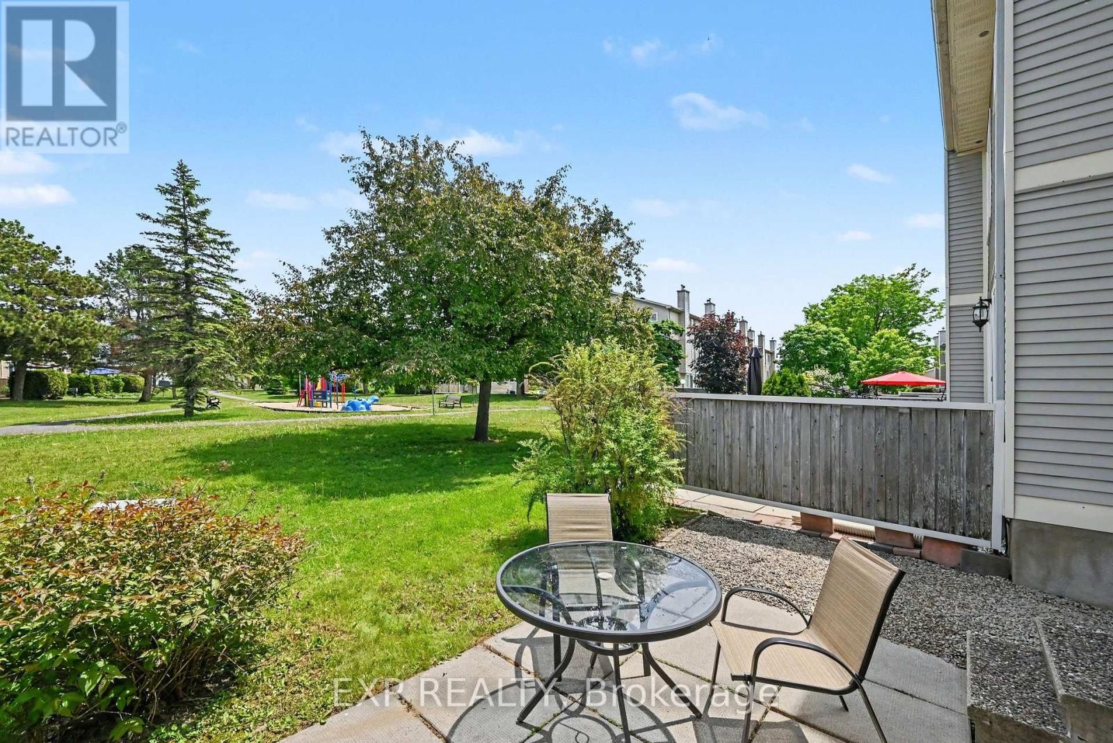 












1859 SUMMERFIELDS CRESCENT

,
Ottawa,




Ontario
K1C7B7

