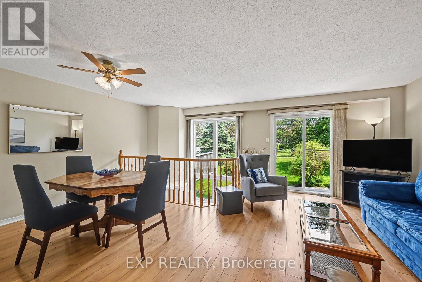 












1859 SUMMERFIELDS CRESCENT

,
Ottawa,




Ontario
K1C7B7

