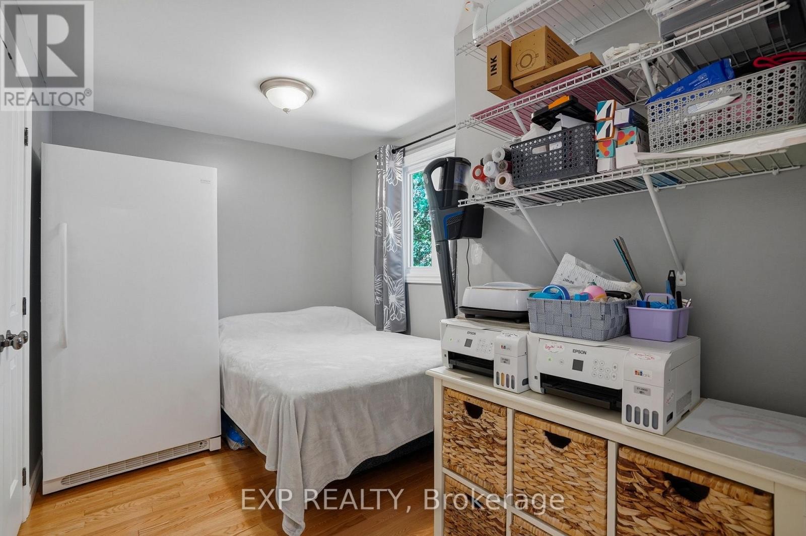 












599 VICTOR STREET

,
Clarence-Rockland,




Ontario
K4K1E5

