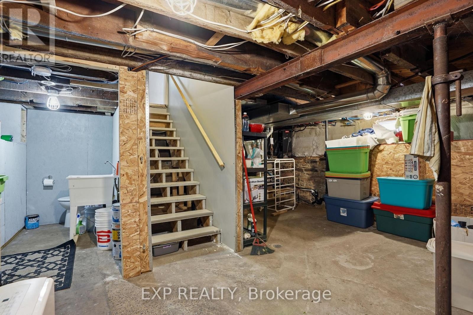 












599 VICTOR STREET

,
Clarence-Rockland,




Ontario
K4K1E5

